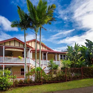 Bed & Breakfast The Village, Gold Coast