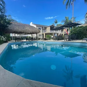 Clearwater Noosa 3* Noosaville