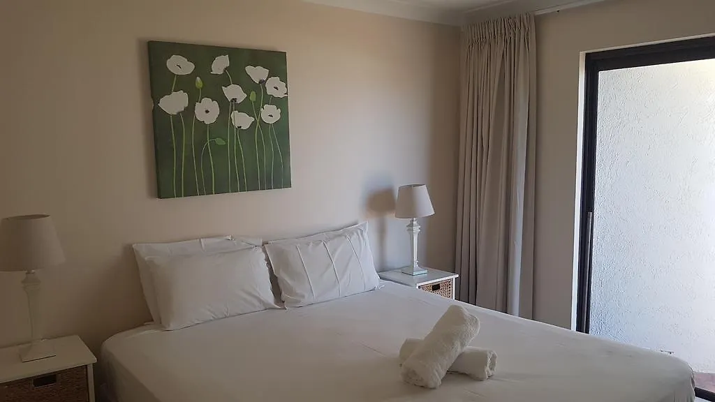 Mykonos Apartments 3*, Gold Coast
